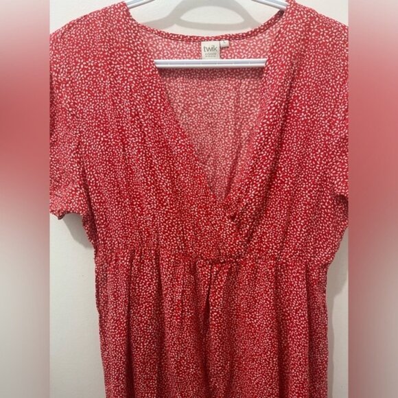 Twik Floral Pattern V-Neck Maxi Dress - Picture 2 of 4